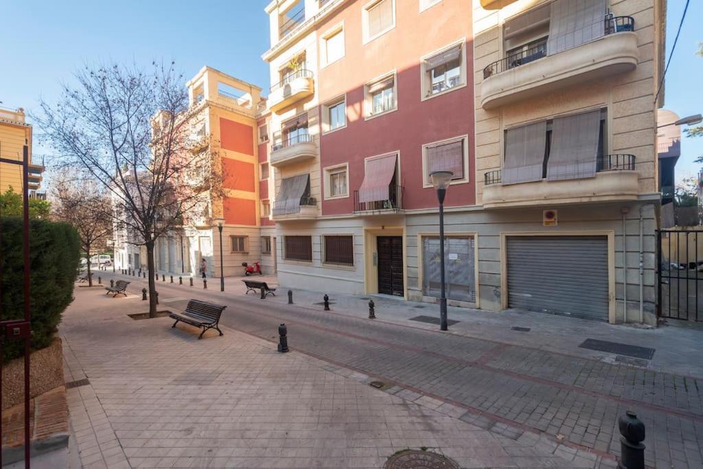 Hogar Del Lirio, Granada